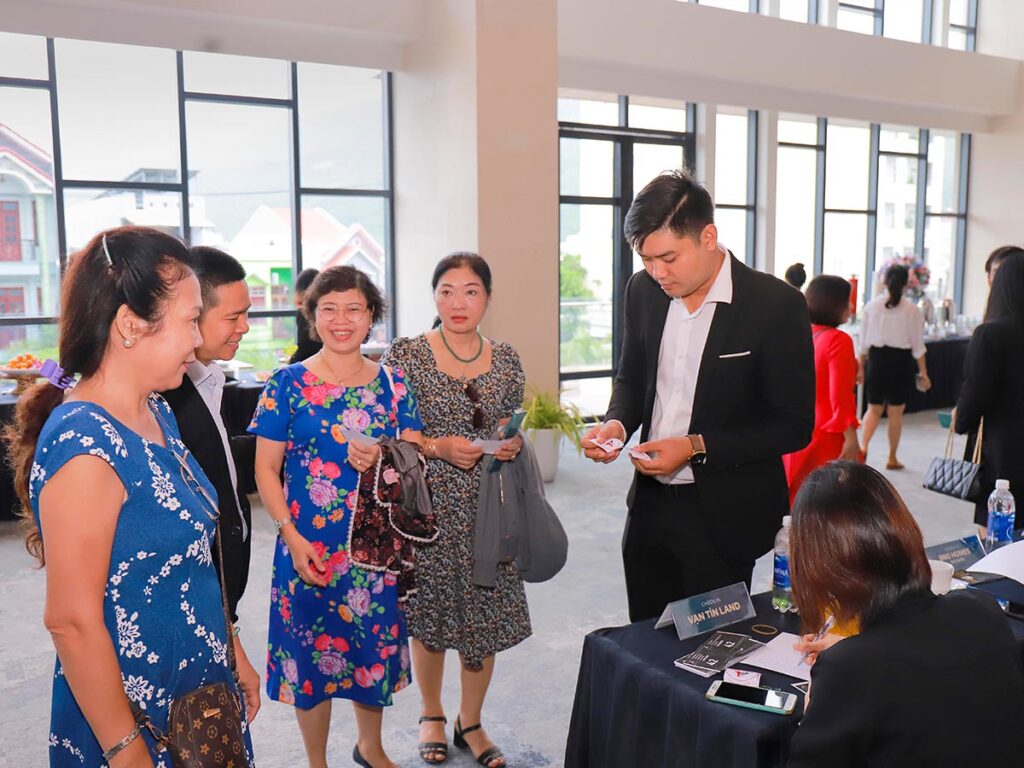 SÔI ĐỘNG VÀ ẤN TƯỢNG TẠI LỄ MỞ BÁN DỰ ÁN ALTARA RESIDENCES QUY NHƠN