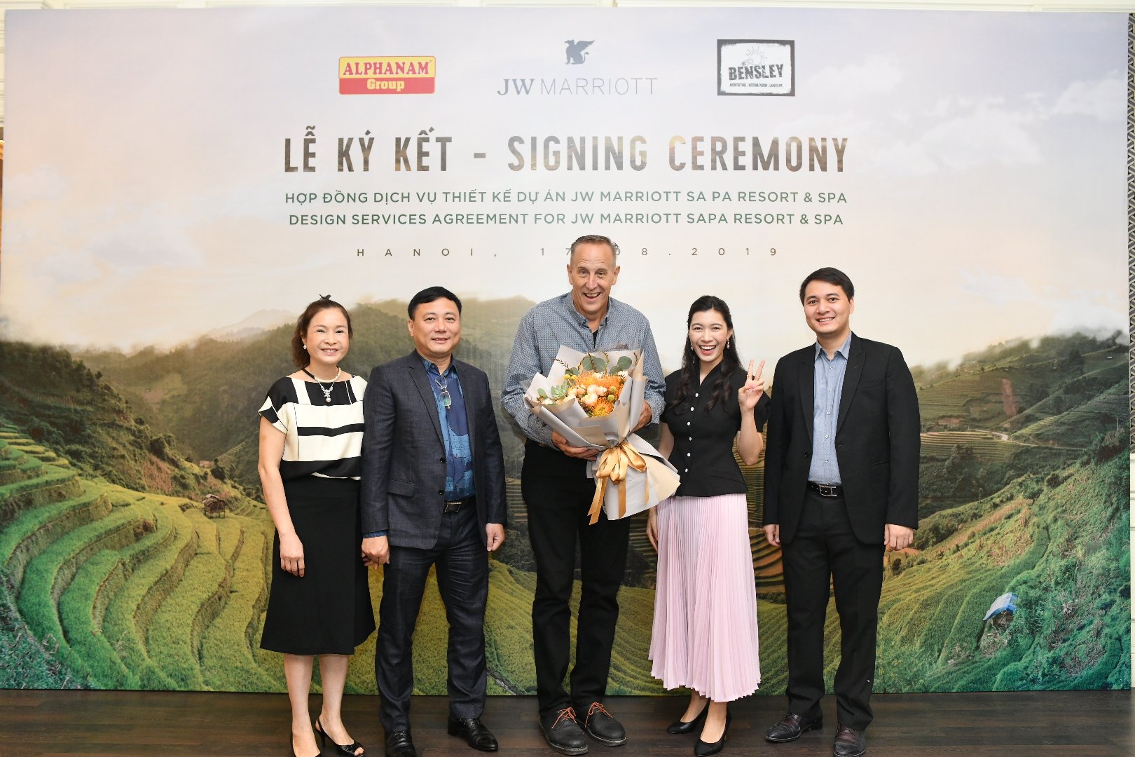 ALPHANAM GROUP HỢP TÁC VỚI “ÔNG HOÀNG RESORT” BILL BENSLEY